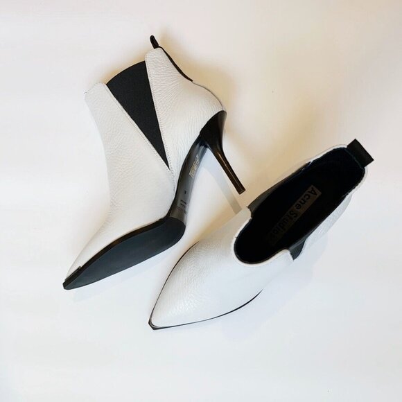 Women's NEW Acne Studios Jemma Textured White Leather Ankle Boots Size 38 US 8 - Picture 3 of 4